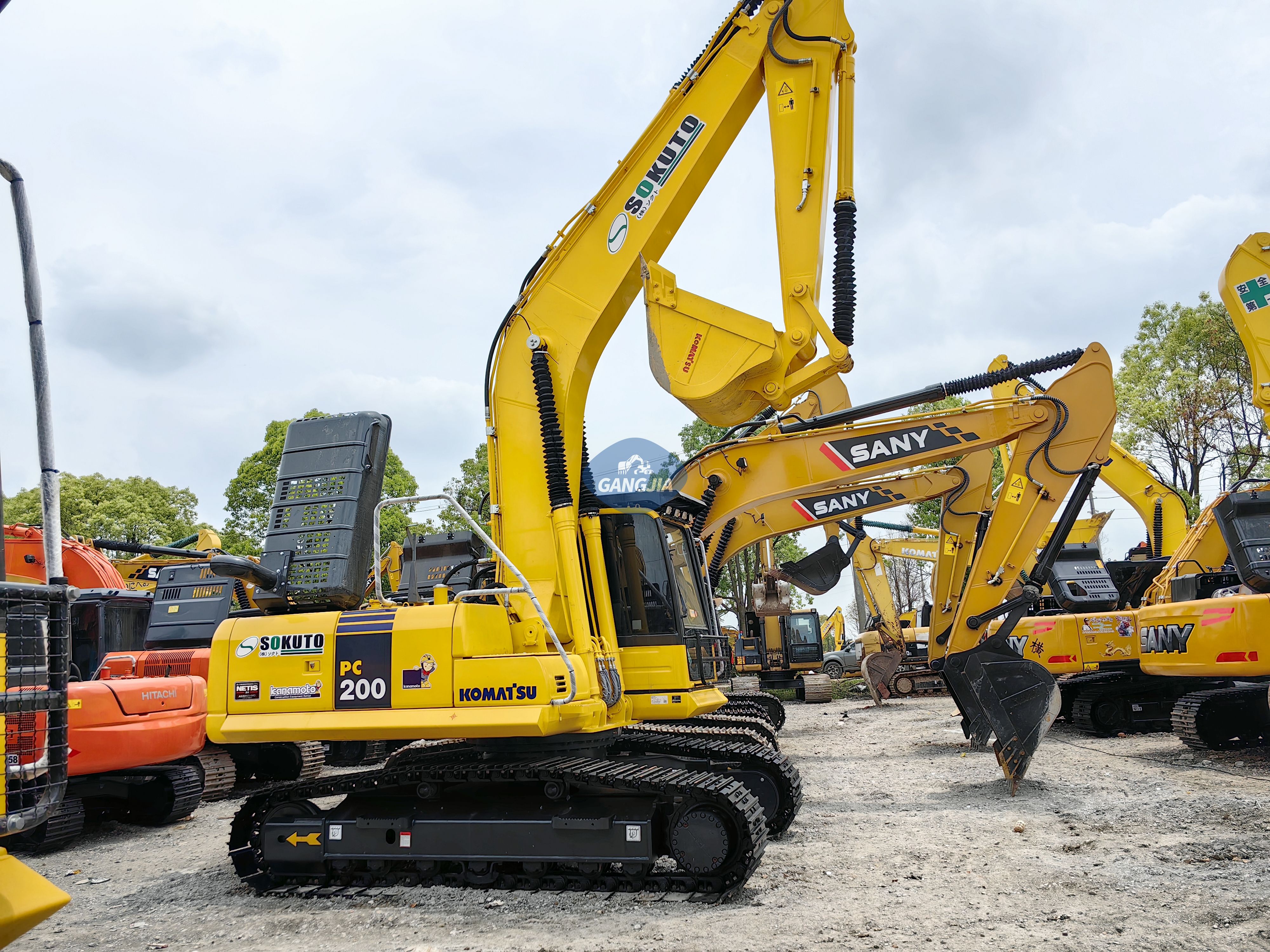 komatsu pc200 for sale