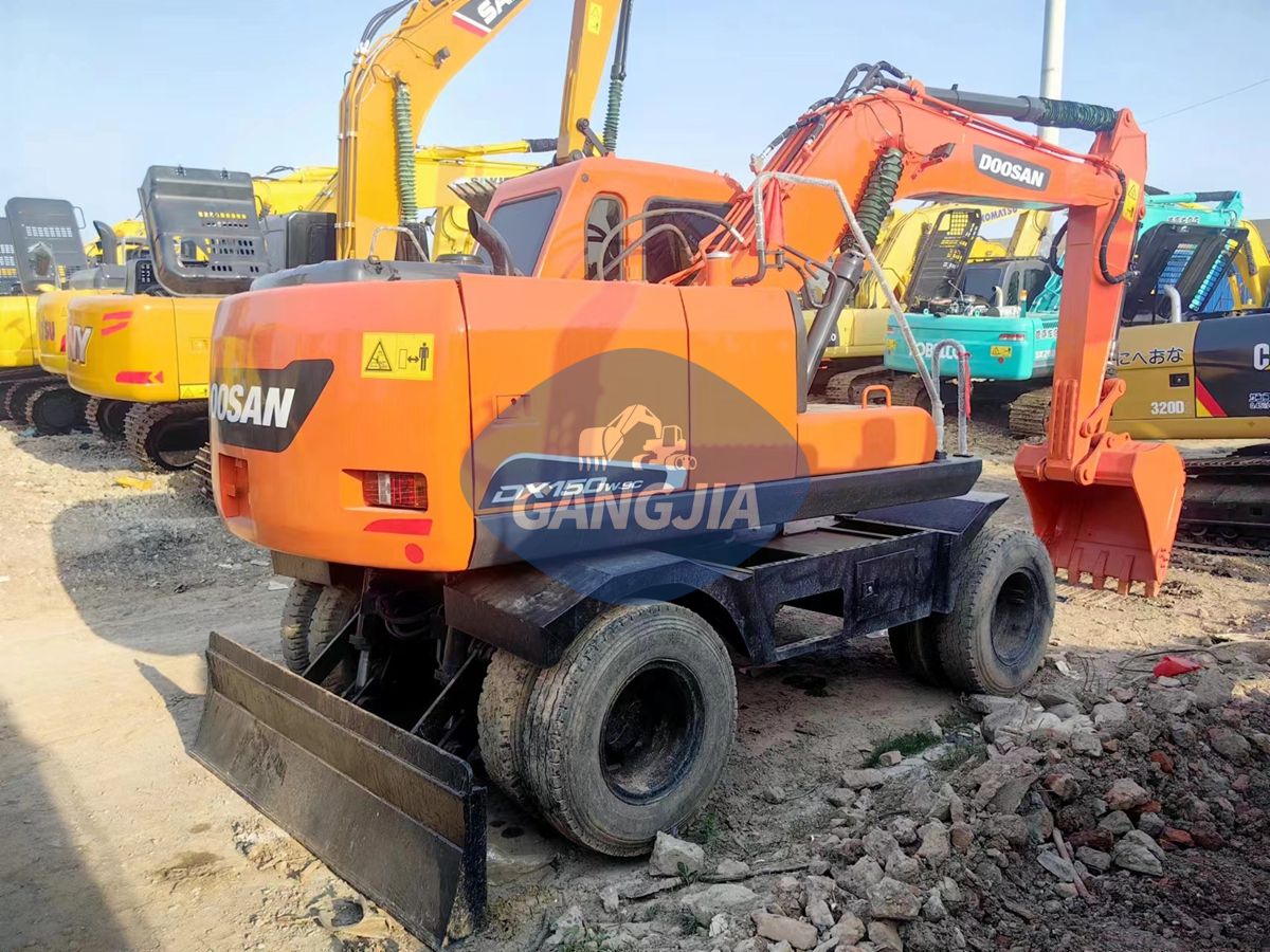 Doosan 150-7 tire excavator sales