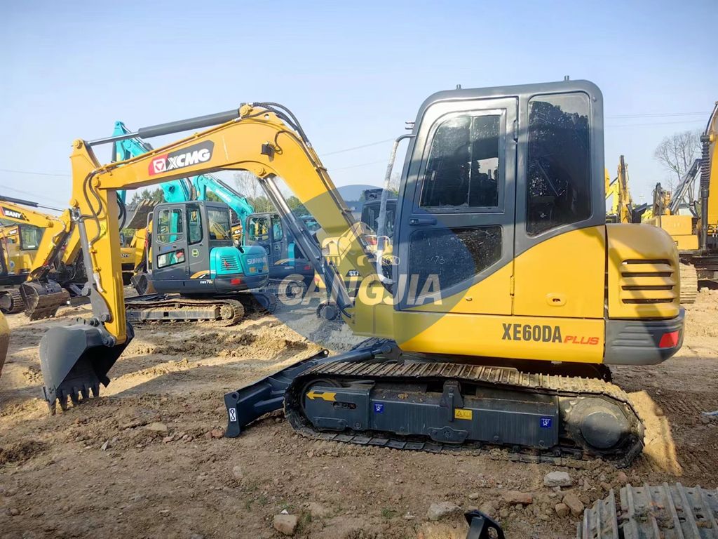 chinese brand XCMG 60 second-hand excavator sales