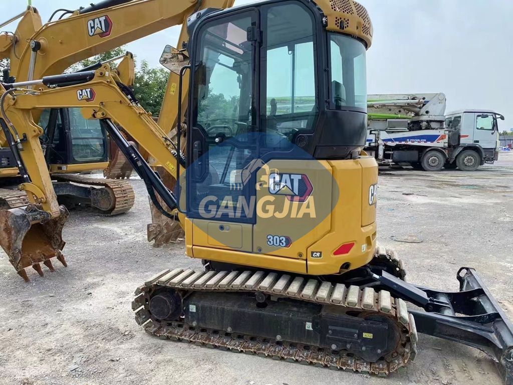 used Cat 303 mini excavator