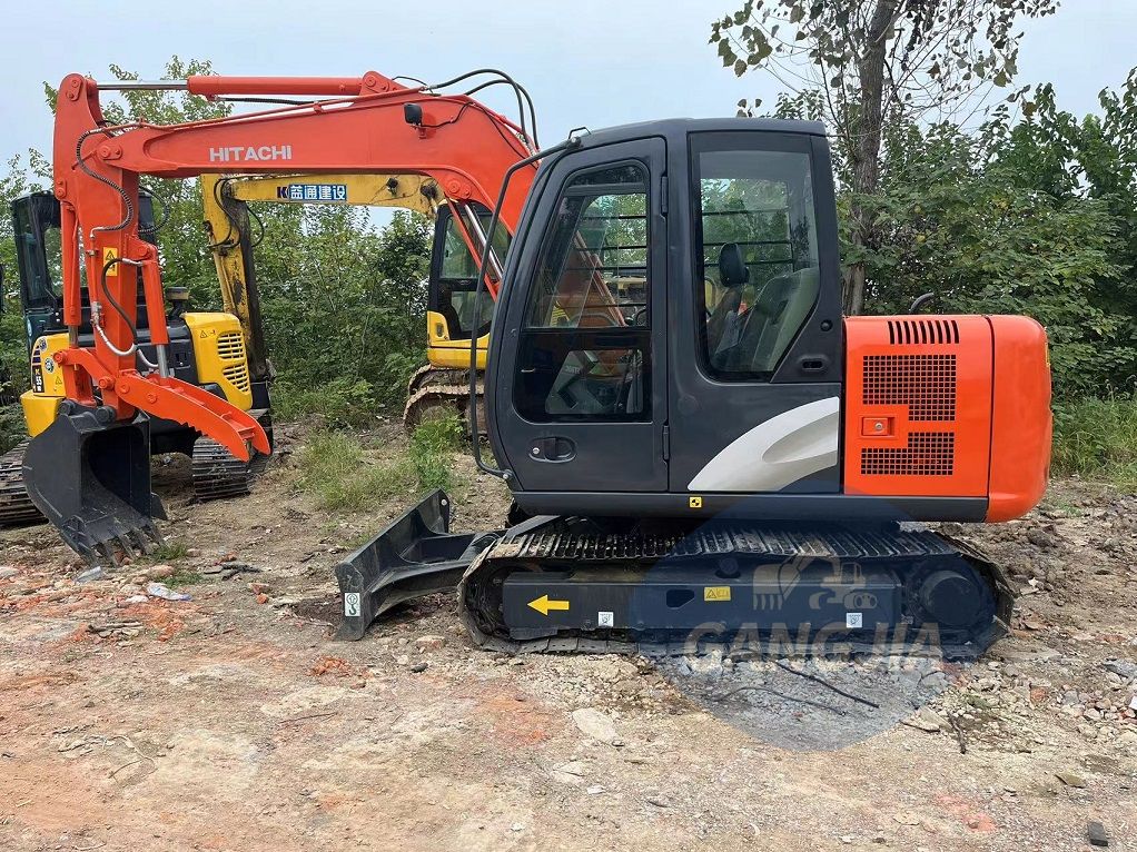 Hitachi ZX60 used excavator for sale