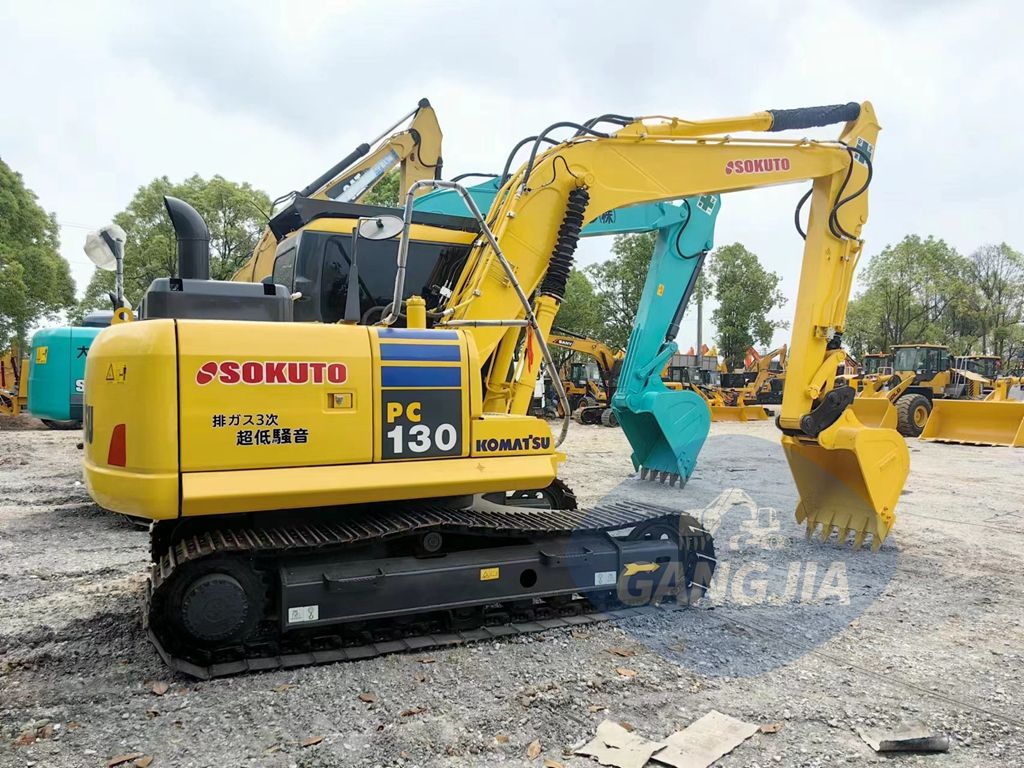 Komatsu PC130-7 used excavator sales