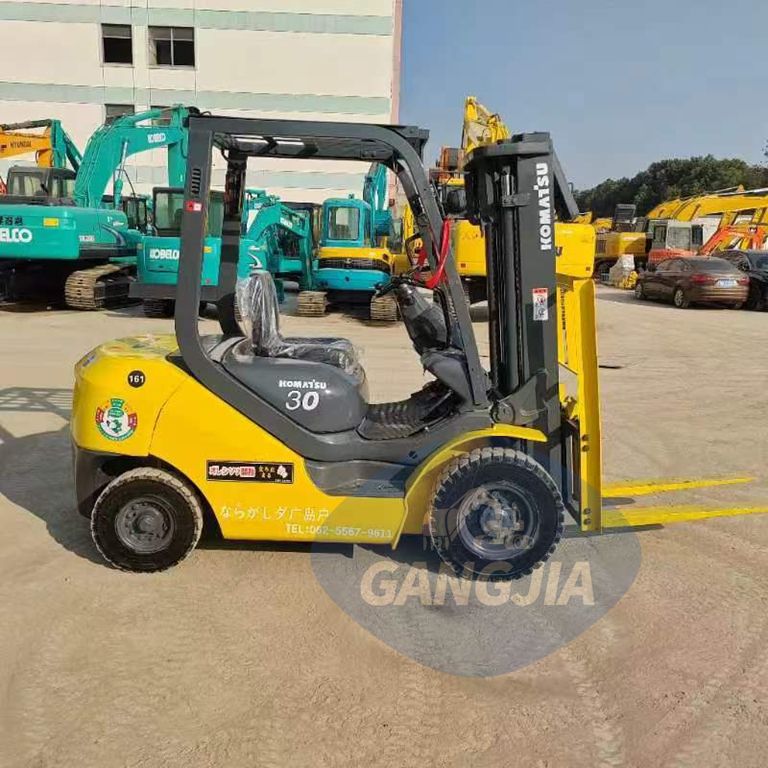 Komatsu 16 generation 2.5T used forklift sale