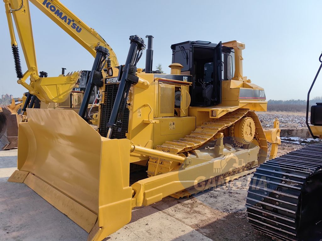 CaT D8R used bulldozer spot sale