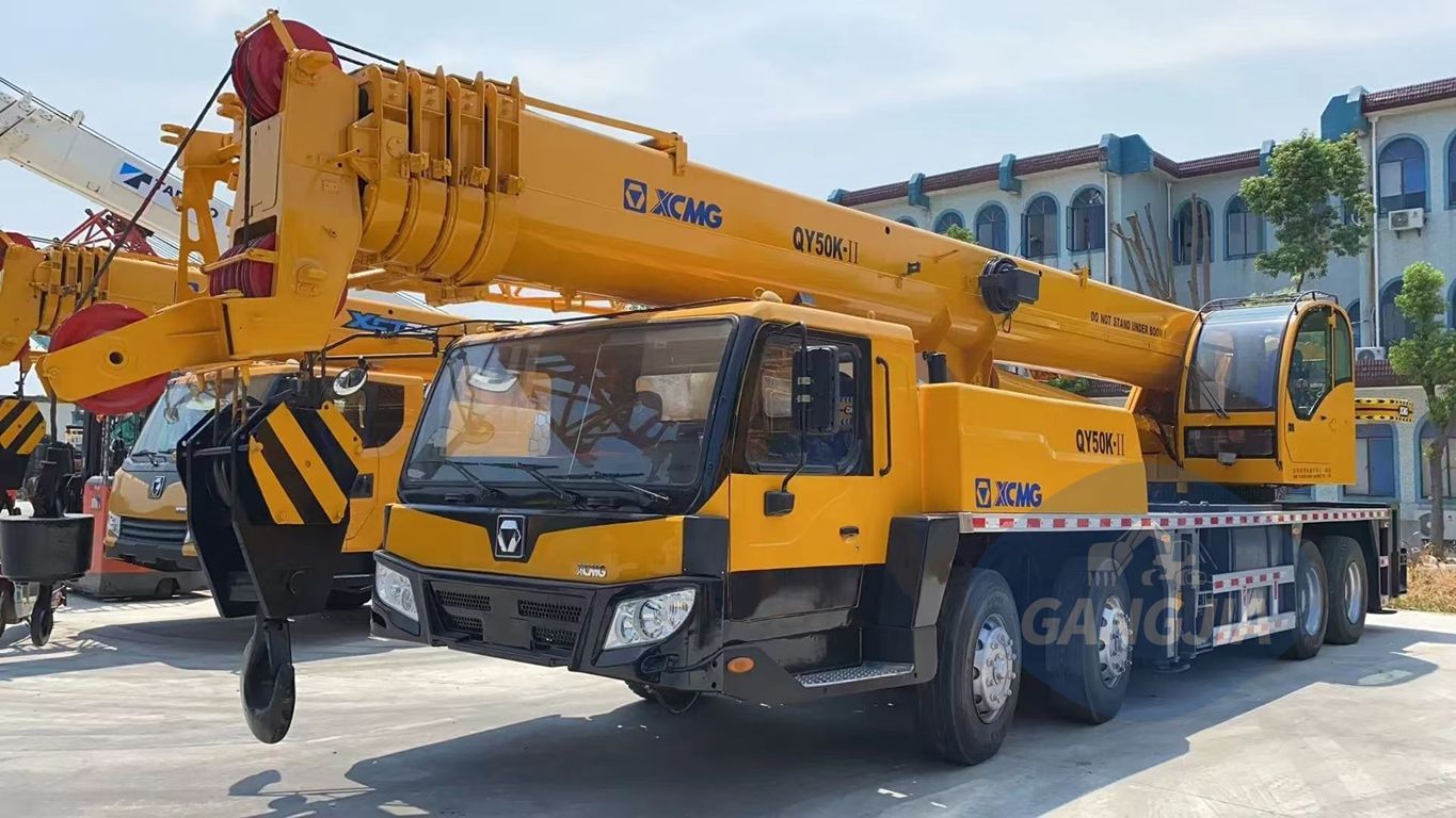  original XCMG 50 tons crane truck spot sales