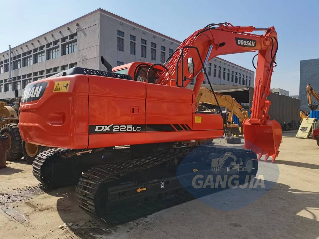 doosan zx225 for sale