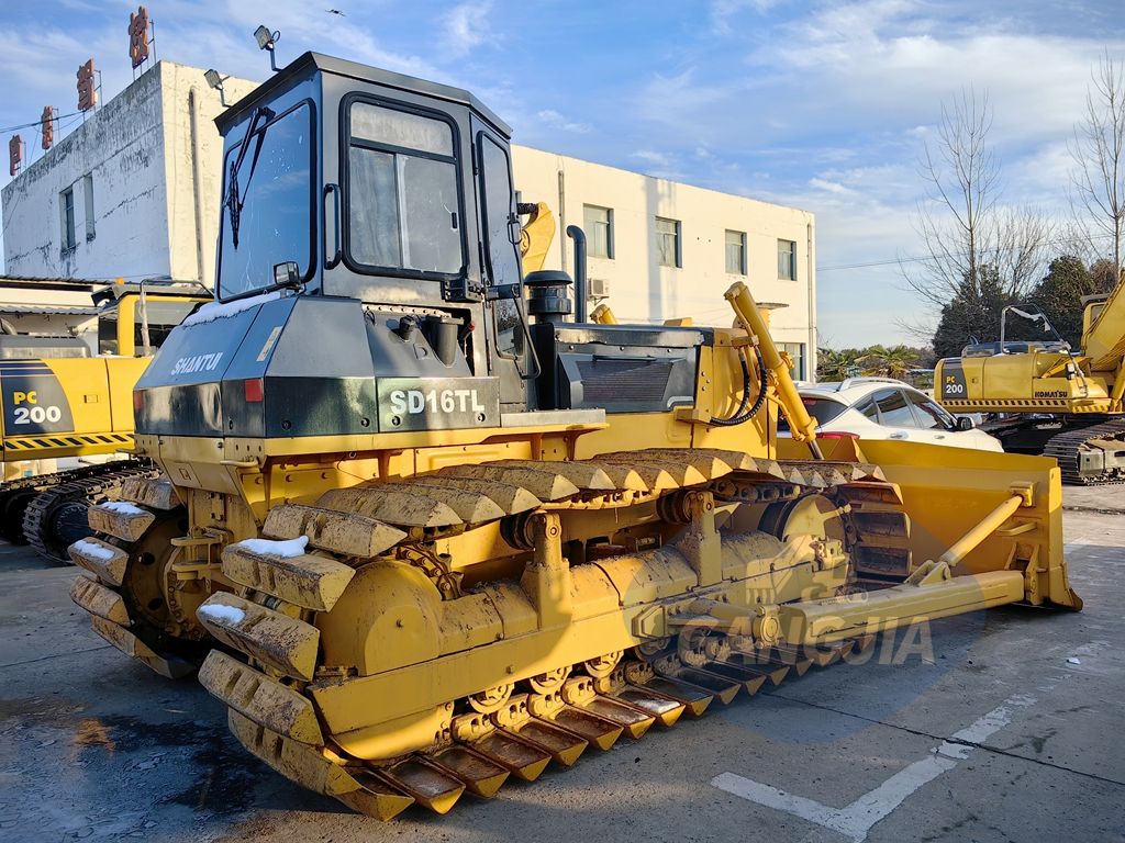 Shantui SD22 second-hand bulldozer price