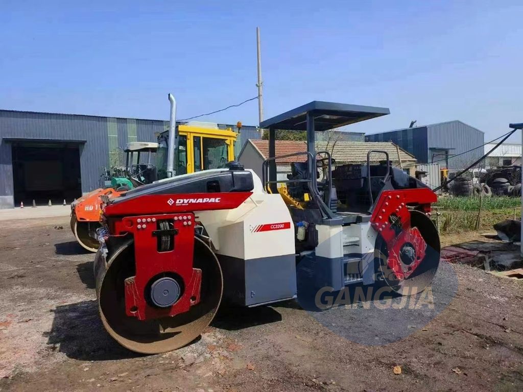 DYNAPAC 8 tons second-hand roller sales