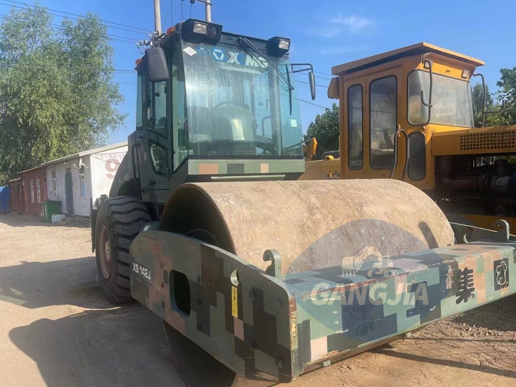 XCMG XS142J second-hand roller sales