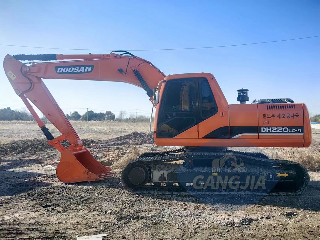 Doosan DH220-7 used excavator sales