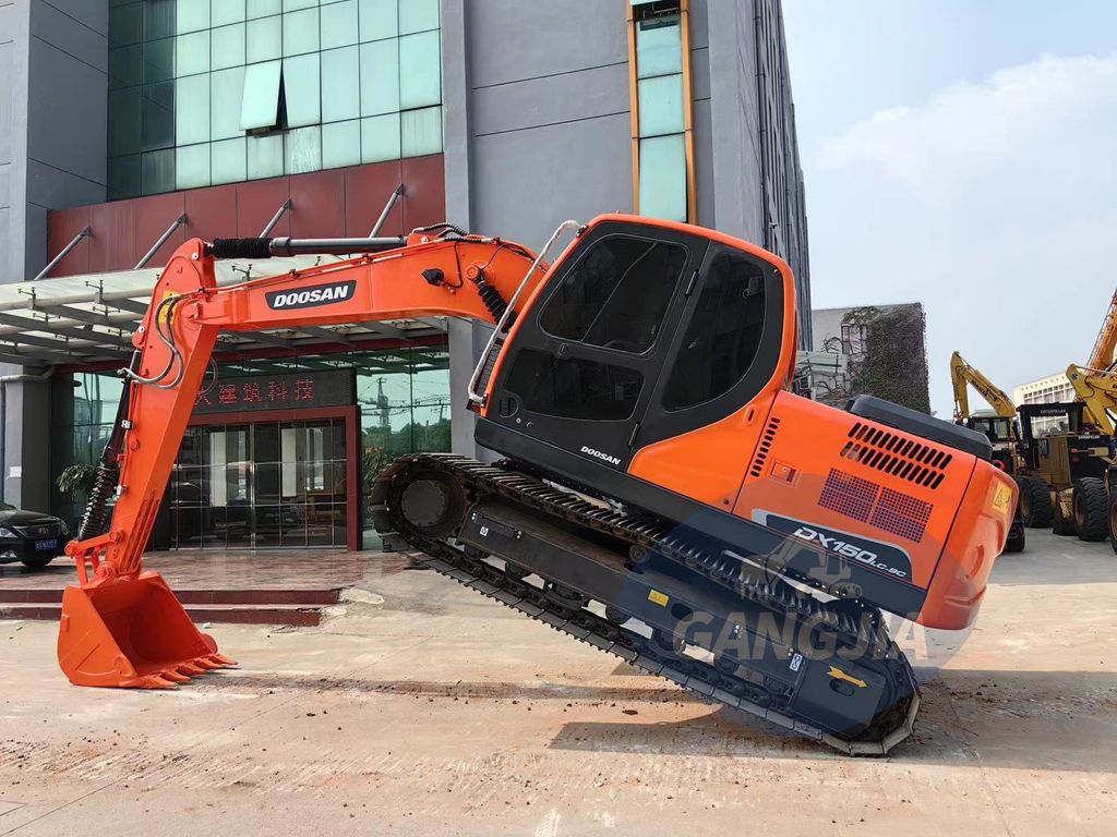  Doosan DX150 used excavator for sale